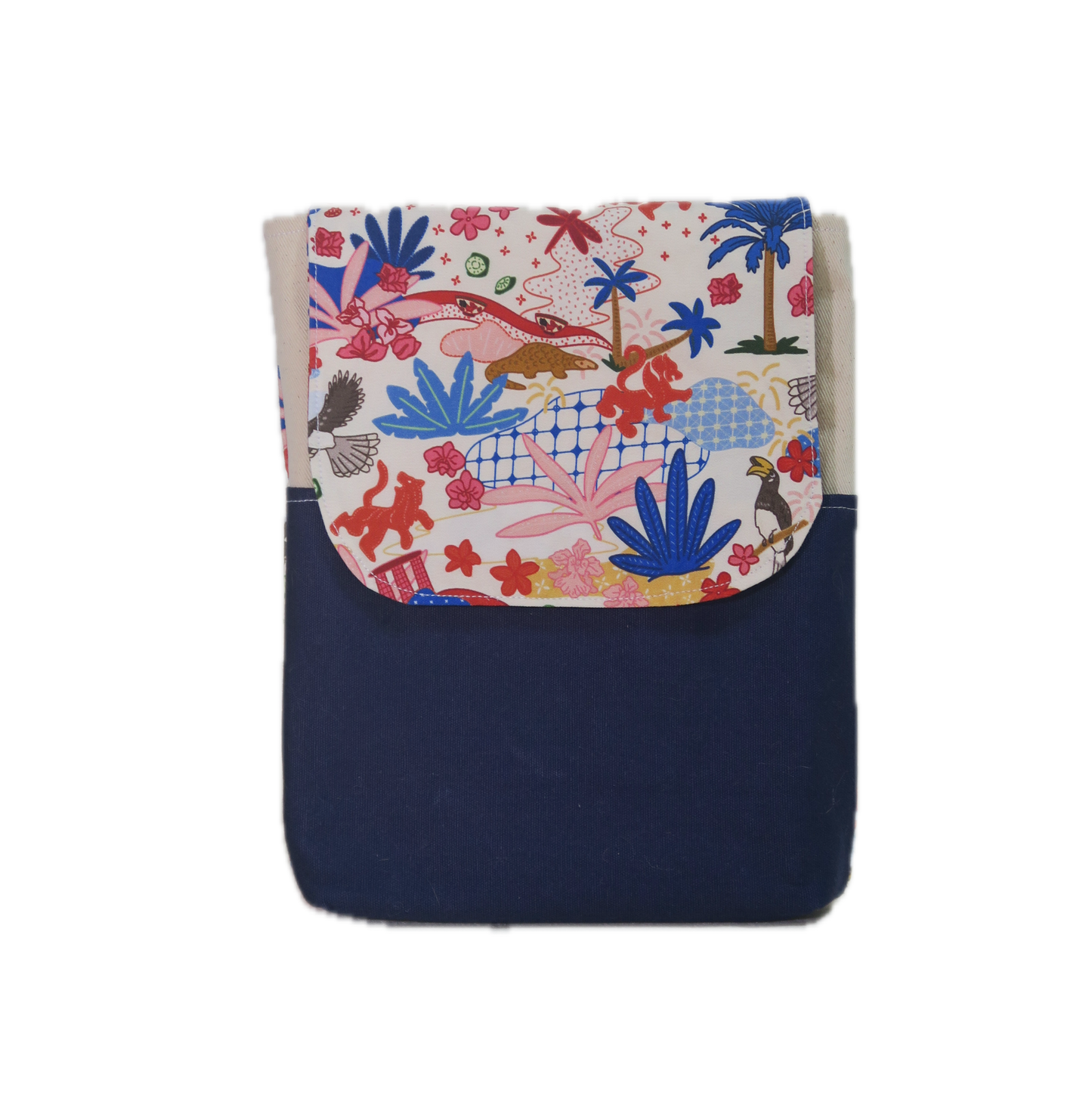 Lyn Booksleeve 2.0 - Batik Kampung