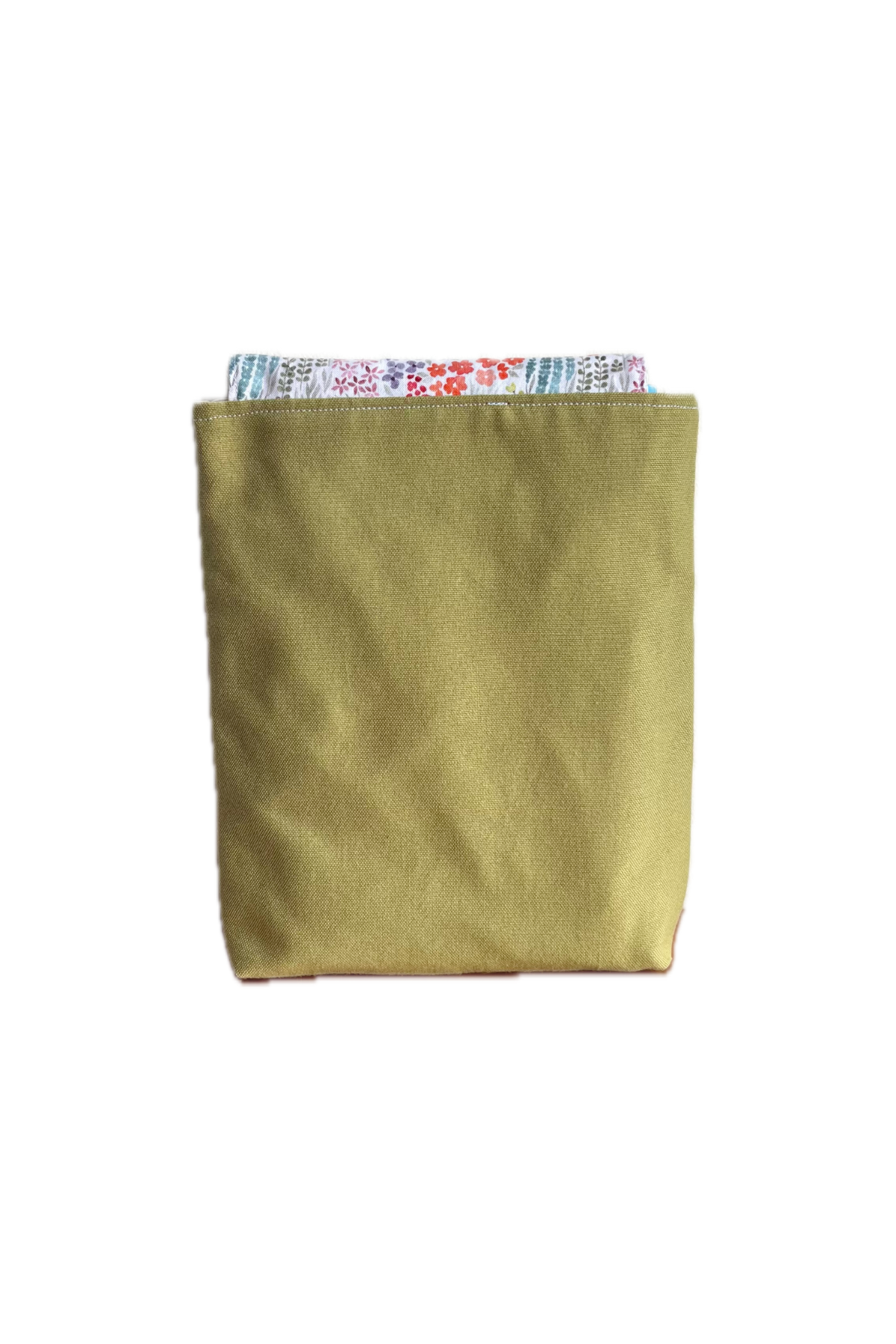 Lyn Booksleeve 2.0 - Cottage Flowers