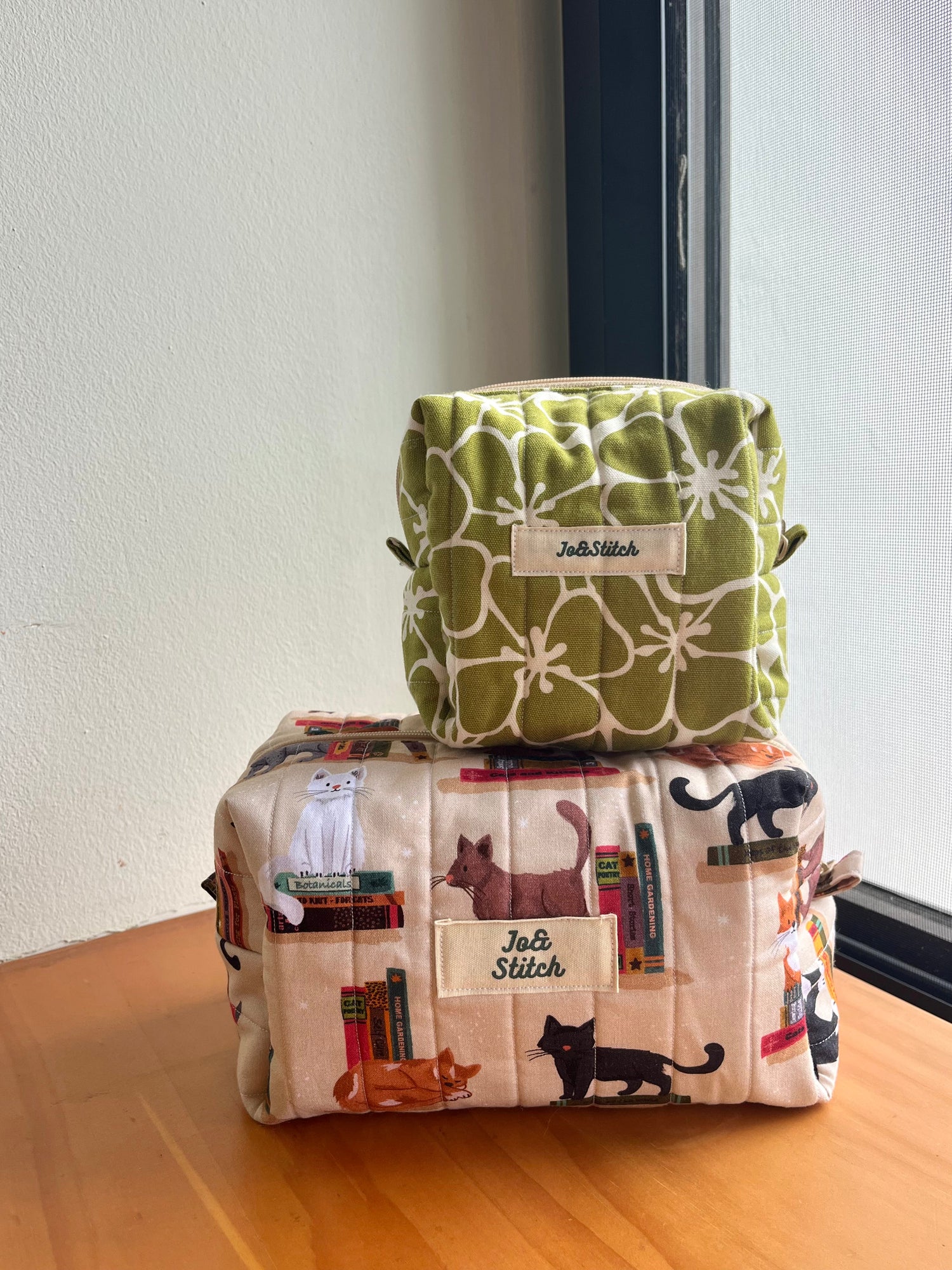 Make-Up Pouch