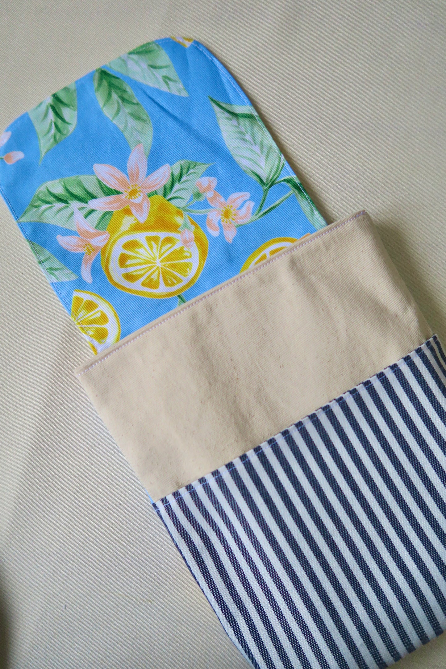 [MADE-TO-ORDER] Lyn Booksleeve 2.0 - Almalfi Breeze