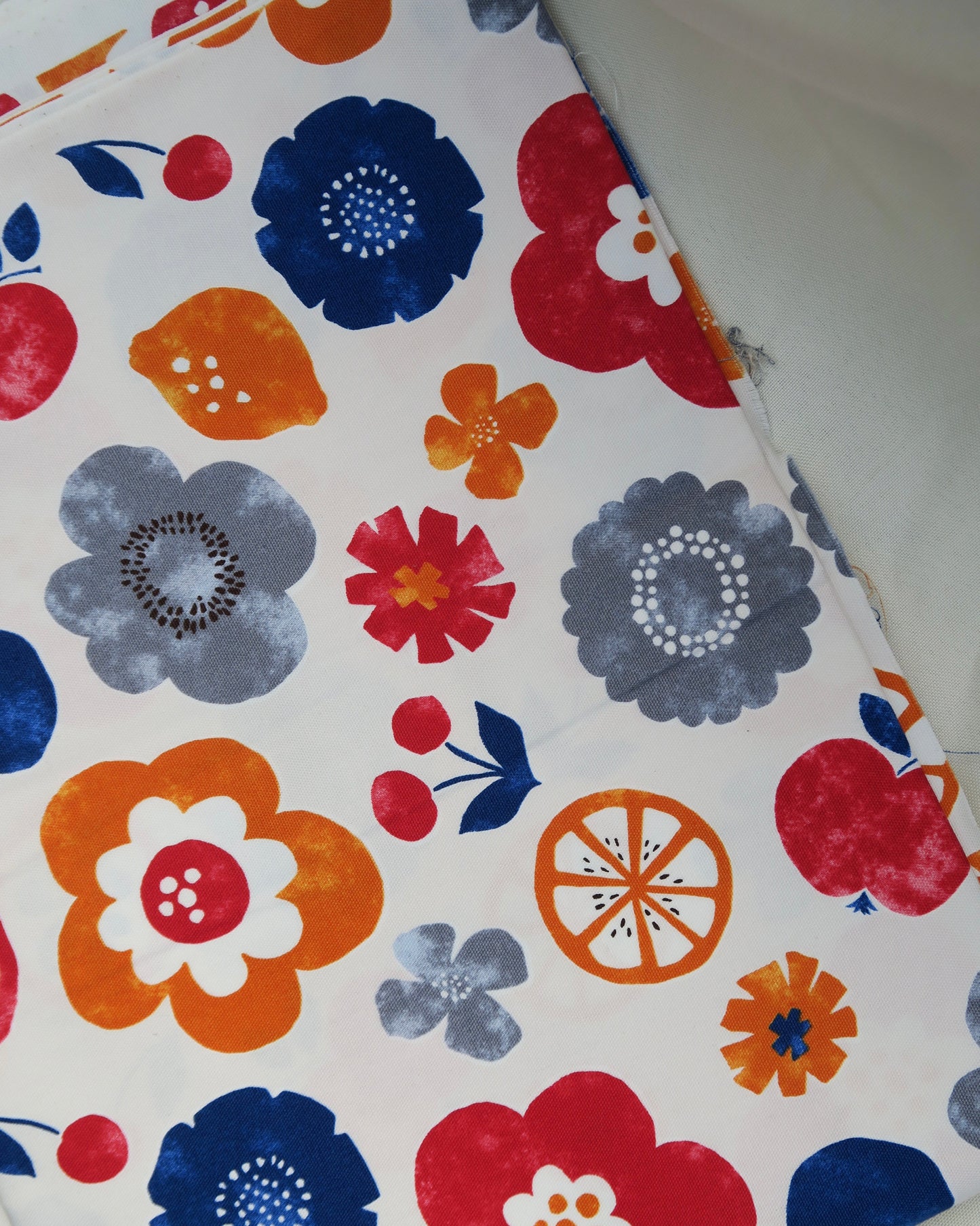 [FABRIC] Citrus & Berries
