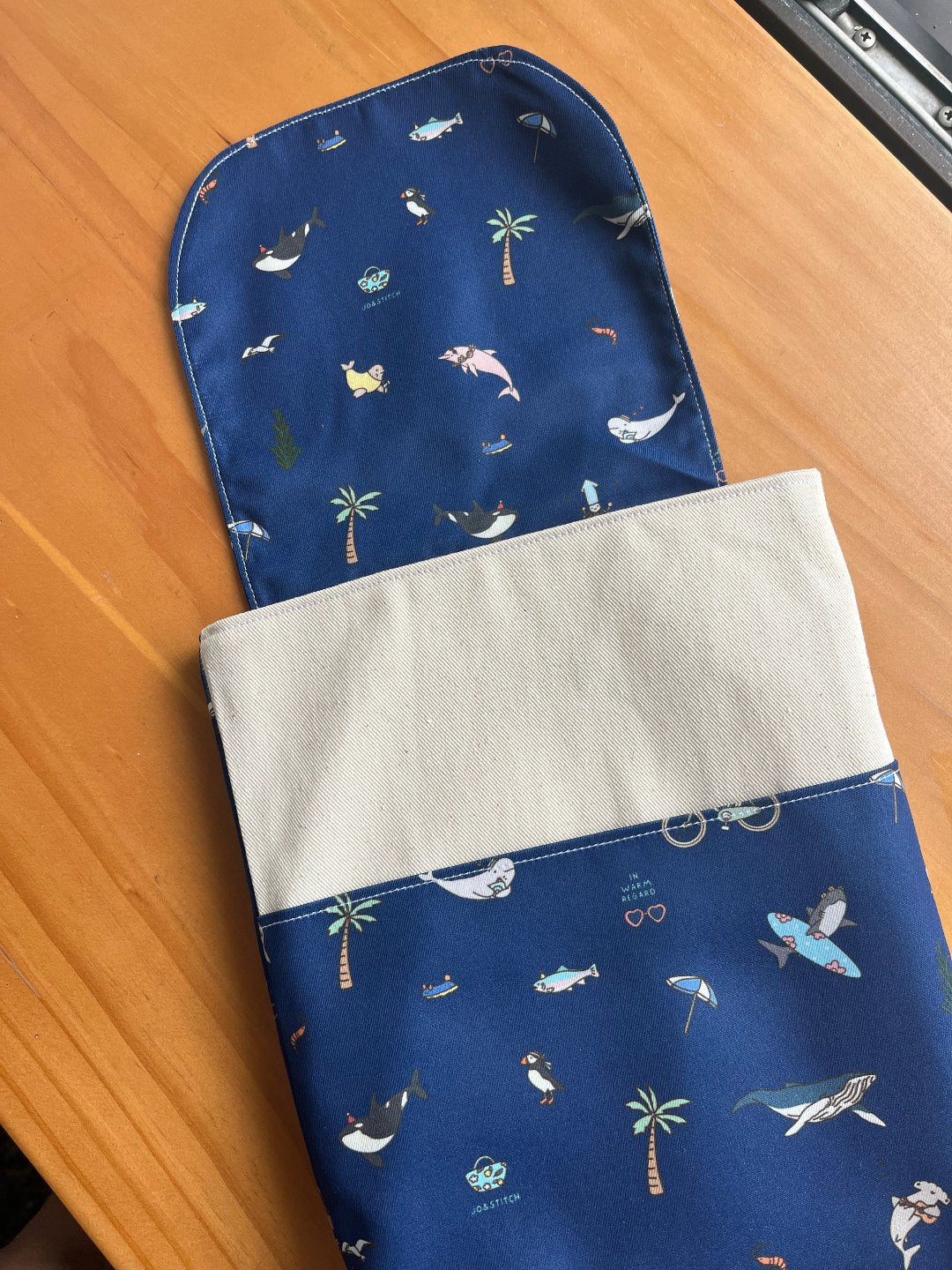 [MADE-TO-ORDER] Lyn Booksleeve 2.0 - Ocean Weaves (Navy Single-Tone)