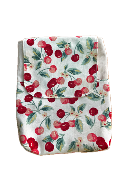 Lyn Booksleeve 2.0 - Cherry Bliss