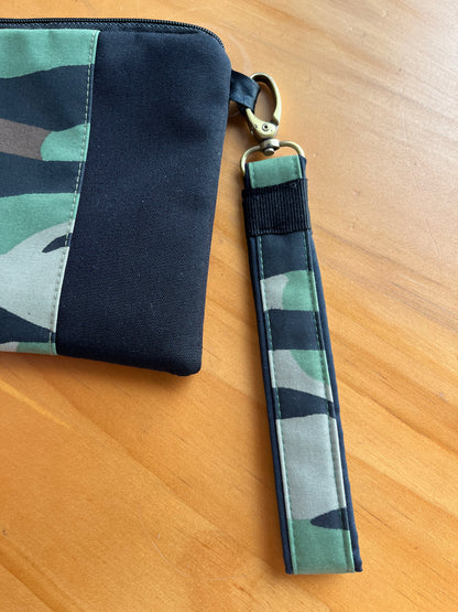 [SOWERS PROJECT] Waterproof Wristlet Pouch