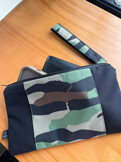 [SOWERS PROJECT] Waterproof Wristlet Pouch