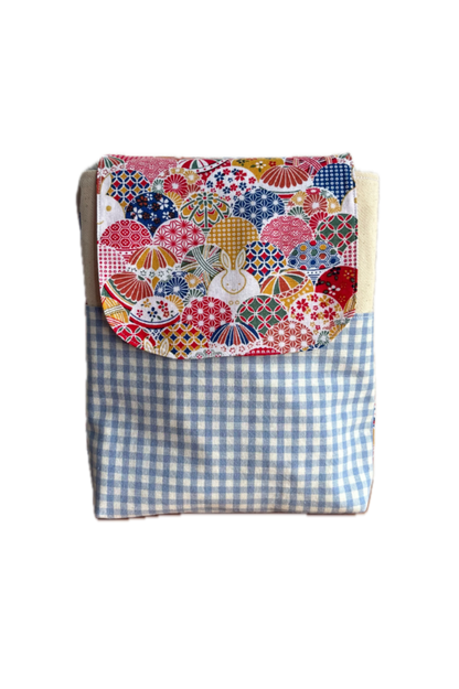 Lyn Booksleeve 2.0 - Easter Bunnies