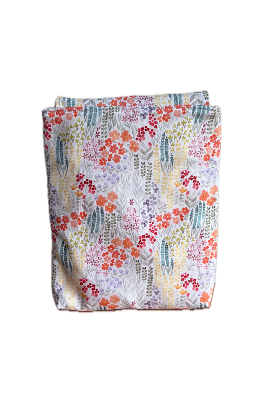 Lyn Booksleeve 2.0 - Cottage Flowers